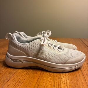 Skechers Women's Arch Fit Big Appeal White Sneakers Size 7 Low Top 124404